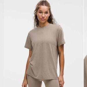 NWT lululemon Jersey Training Short-Sleeve Shirt
Warm Ash Grey